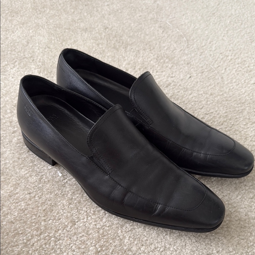 HUGO HOSS SUIT Black Leather Loafers